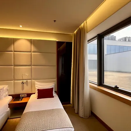 ميباس فندق 5*