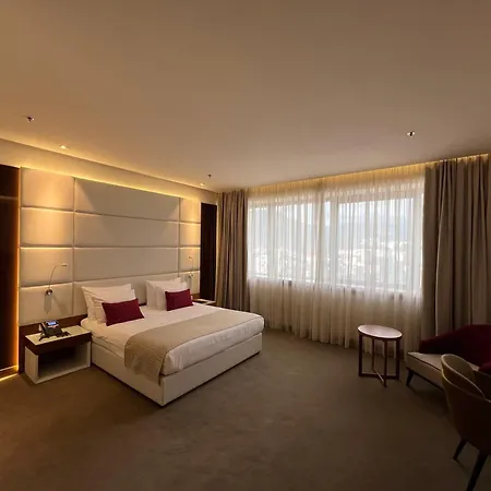 ميباس فندق موستار