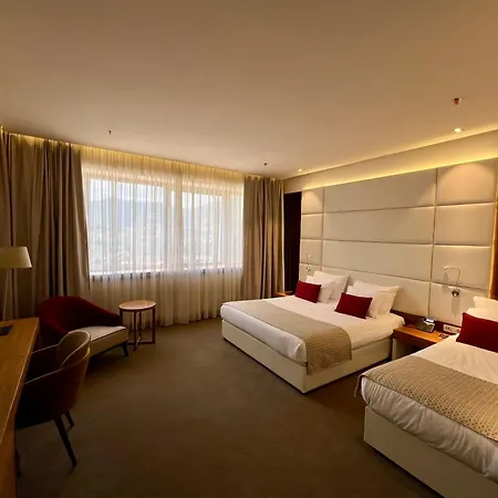 ميباس فندق 5*